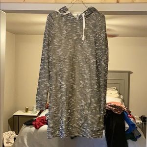 Sweater dress with hood